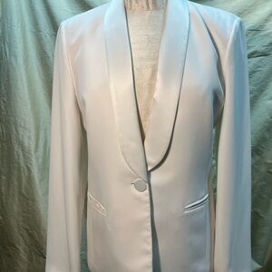 Zara White Women’s Tuxedo Jacket